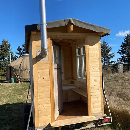 אוהל מפואר Jurte